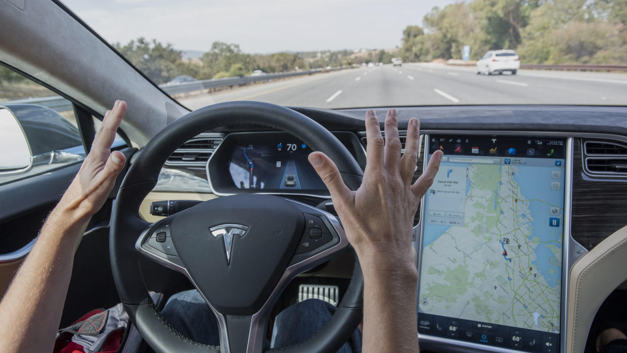 Vehículos Autonomos Tesla